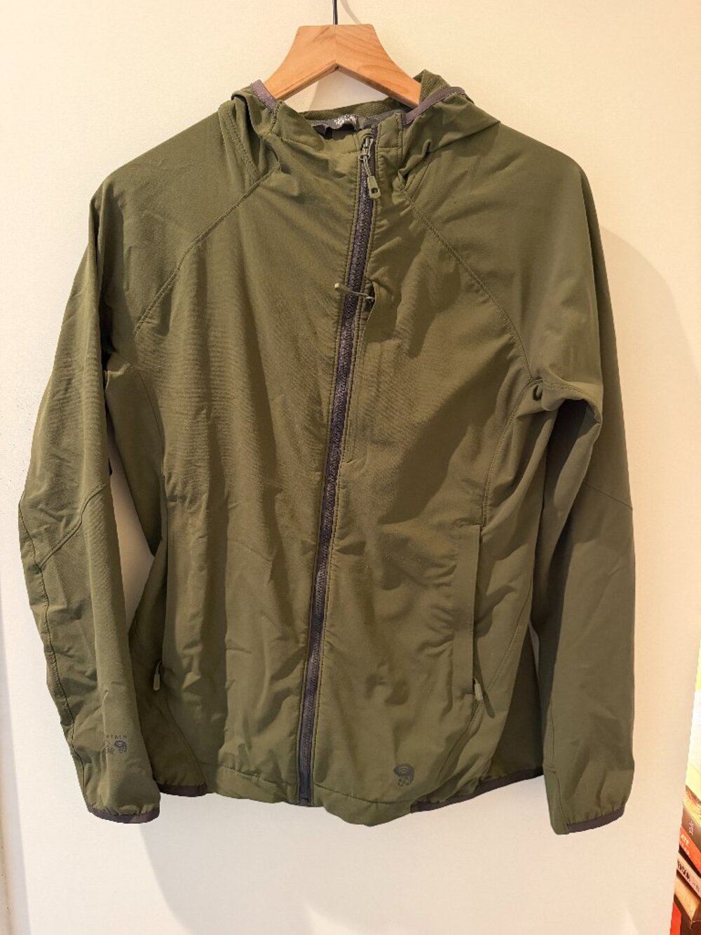 Mountain Hardwear softshell jacket